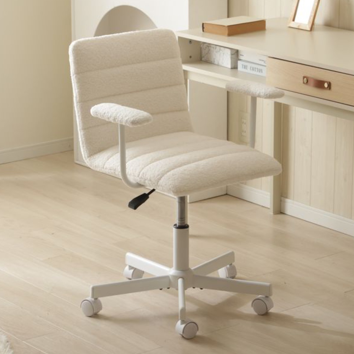 オフィスチェア 肘付 昇降式 座面高40ー52cm ブークレ生地 ワークチェア パソコンチェア 肘掛け キャスター付き ふわふわ 学習椅子 勉強椅子 デスクチェア 座面 高さ調節 チェア イス