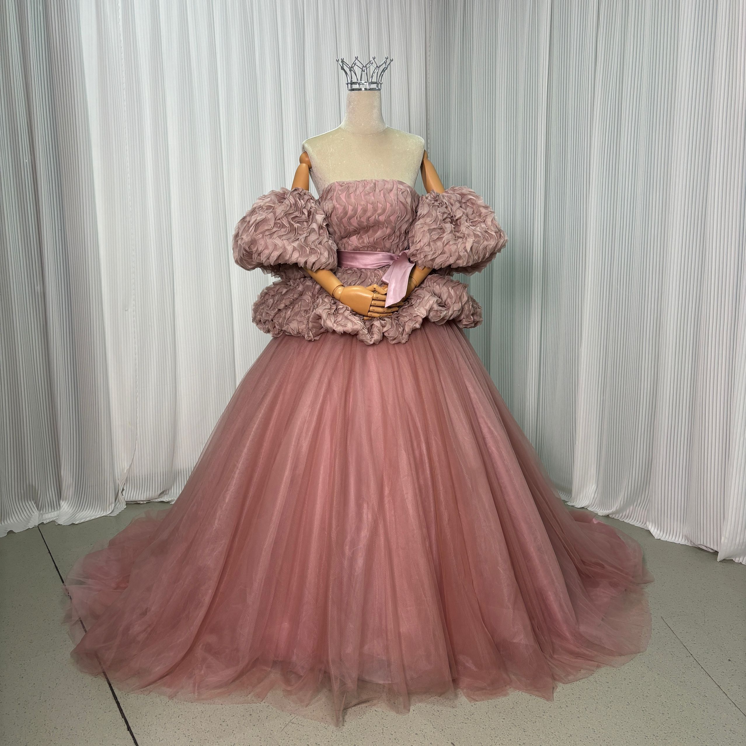 カラードレス ピンク 取り外し袖 編み上げ 可愛い プリンセスライン もこもこドレス ラッフルフリル 花嫁 40,944円