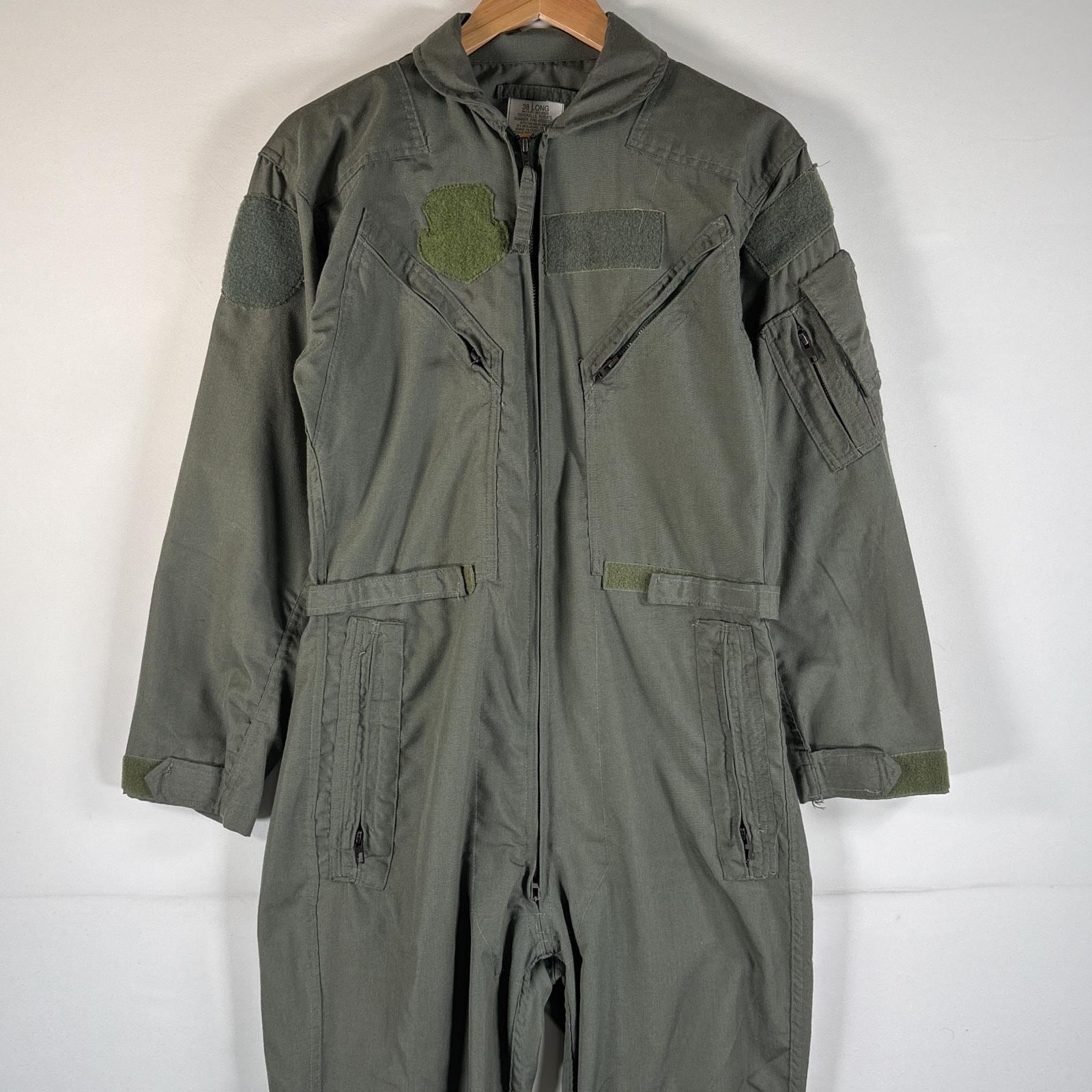 古着 90s/90年代 ミリタリー 長袖つなぎ オールインワン ワーク 作業着 米軍実物 大きいサイズ CWU 38LONG オリーブグリーン系 メンズ