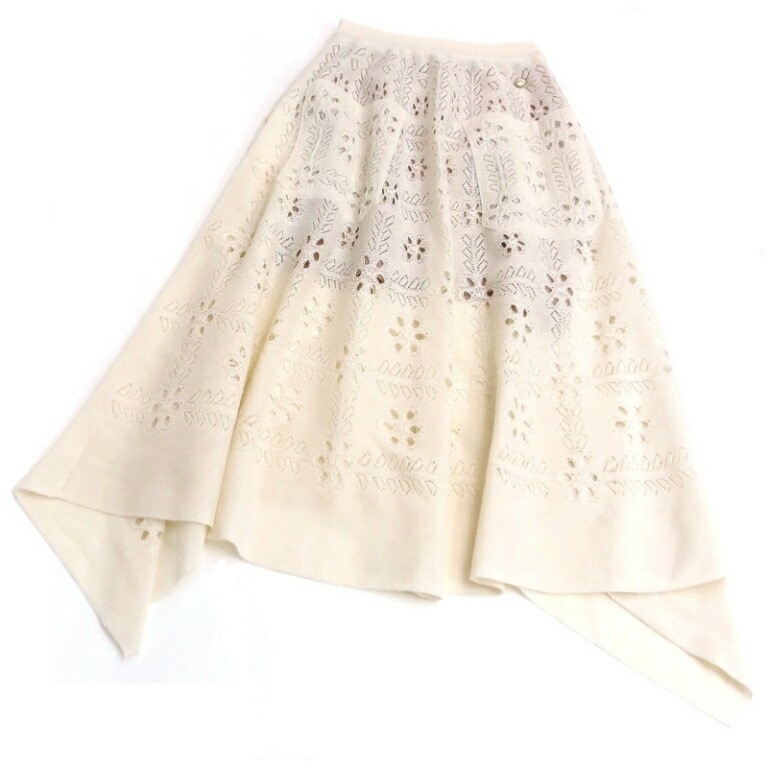 ｼｬﾈﾙ CHANEL ﾛﾝｸﾞﾌﾚｱｽｶｰﾄ 2021花柄 透かし編み ｱｲﾎﾞﾘｰ ｼﾙｸ55％ｺｯﾄﾝ45％ 【中古】(58879)