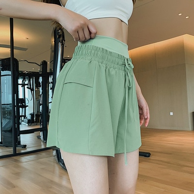 ショートパンツ ボトムス パンツ ショートパンツ ショート ショート丈 ウエストマーク ウエストリボン ハイウエスト ウエストゴム かわいい 大人可愛い きれいめ シンプル カジュアル 大人 上品 6,980円