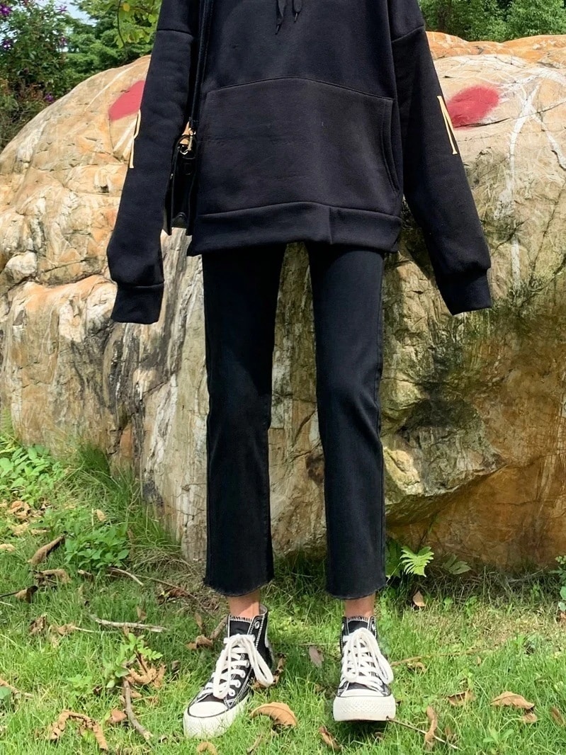 ブラックジーンズ女性ストレート新春春冬春ハイウエストハイと薄いl薄いベルベット 5,575円