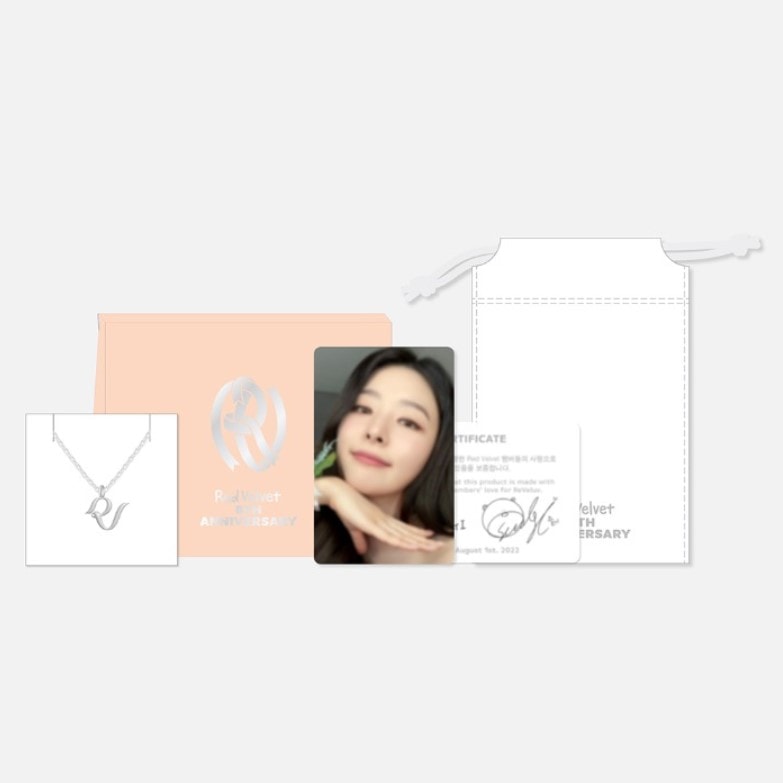 Red Velvet 8th Anniversary Necklace Set