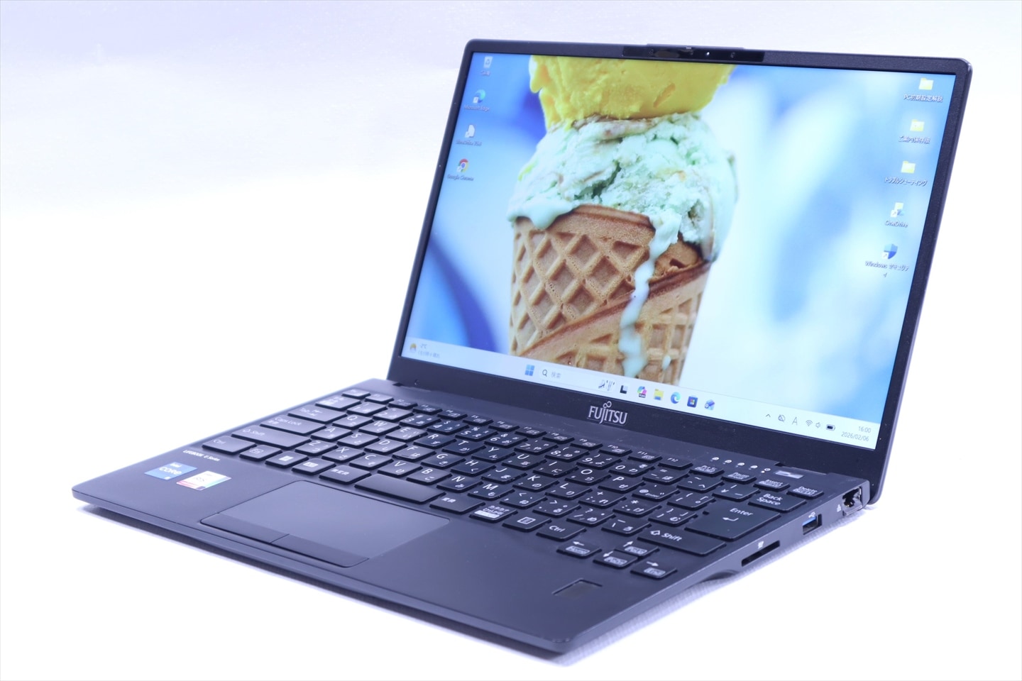 即配 2022年薄軽量快速モデル 12世代Corei5 LIFEBOOK U9312/J i5-1245U 16G 256G 13.3FHD Wi-Fi6E 顔認証 Office BBA評価