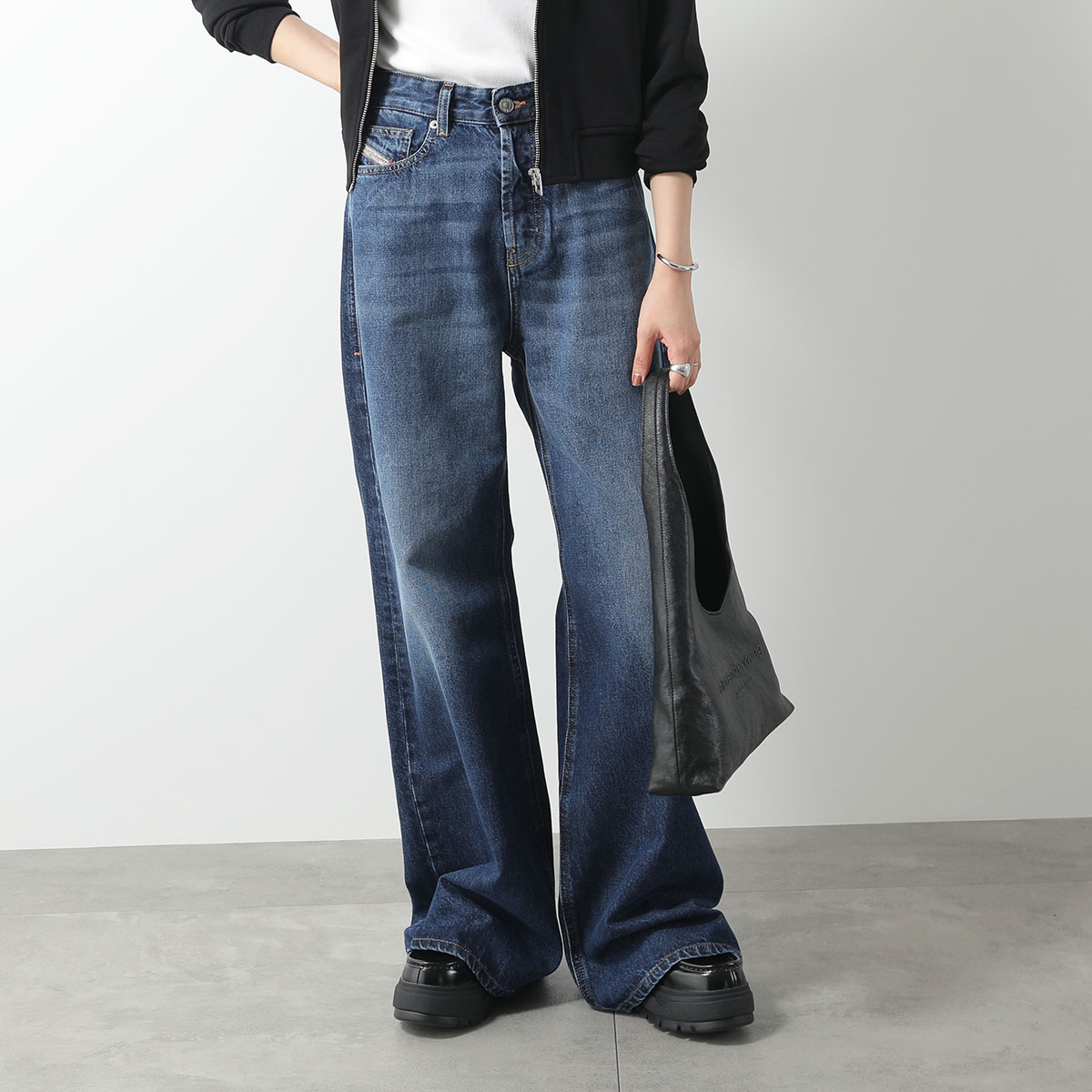 DIESEL ディーゼル ジーンズ 1996 D-SIRE A06925 09I27 レディース デニムパンツ ワイド コットン ウォッシュ加工 ハイライズ Gパン 01