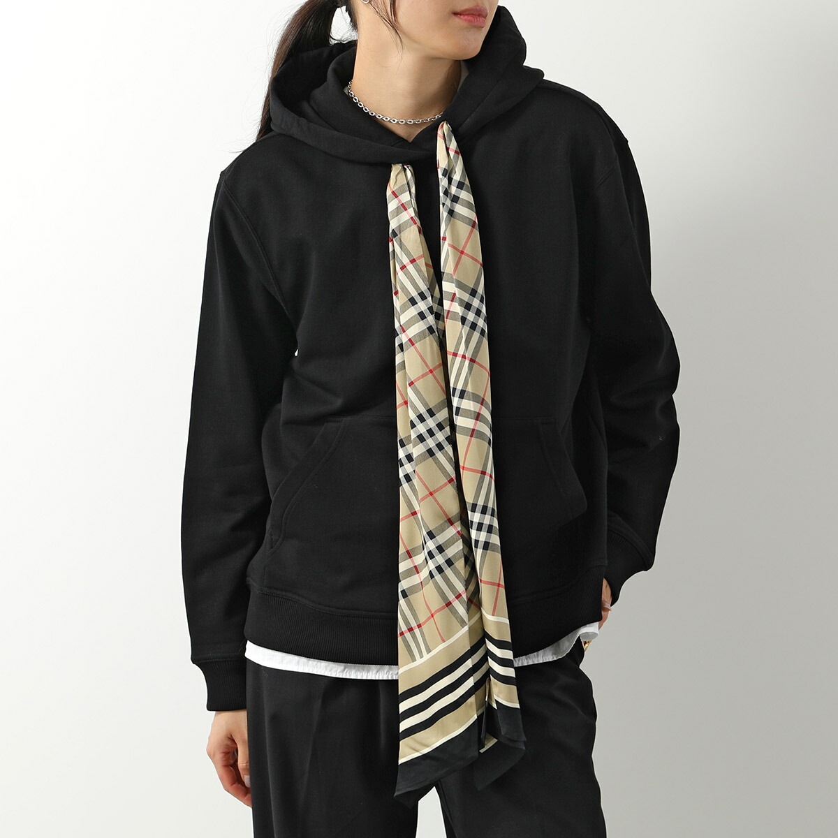 BURBERRY バーバリー パーカー FERN SILK CHK 8066972 レディース プルオーバー スウェット スカーフ バーバリーチェック 長袖 A1189/BLACK