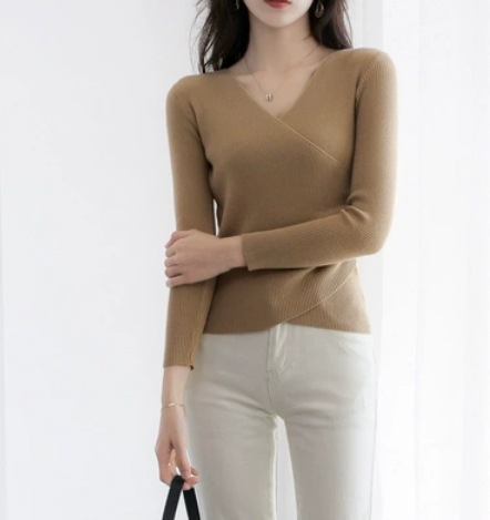 無地Vネック長袖ニット トップス ニット ニットスカート 袖あり 長袖 Vネック スリム タイト ストレート 伸縮性 爽やか スタイル かわいい 可愛い きれいめ シンプル カジュアル 上品