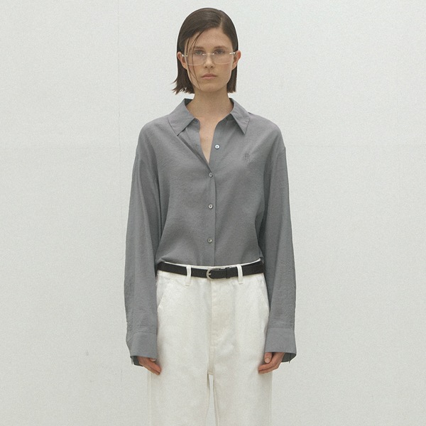 (BL-4263)ESSENTIAL ROUND HEM SHIRT