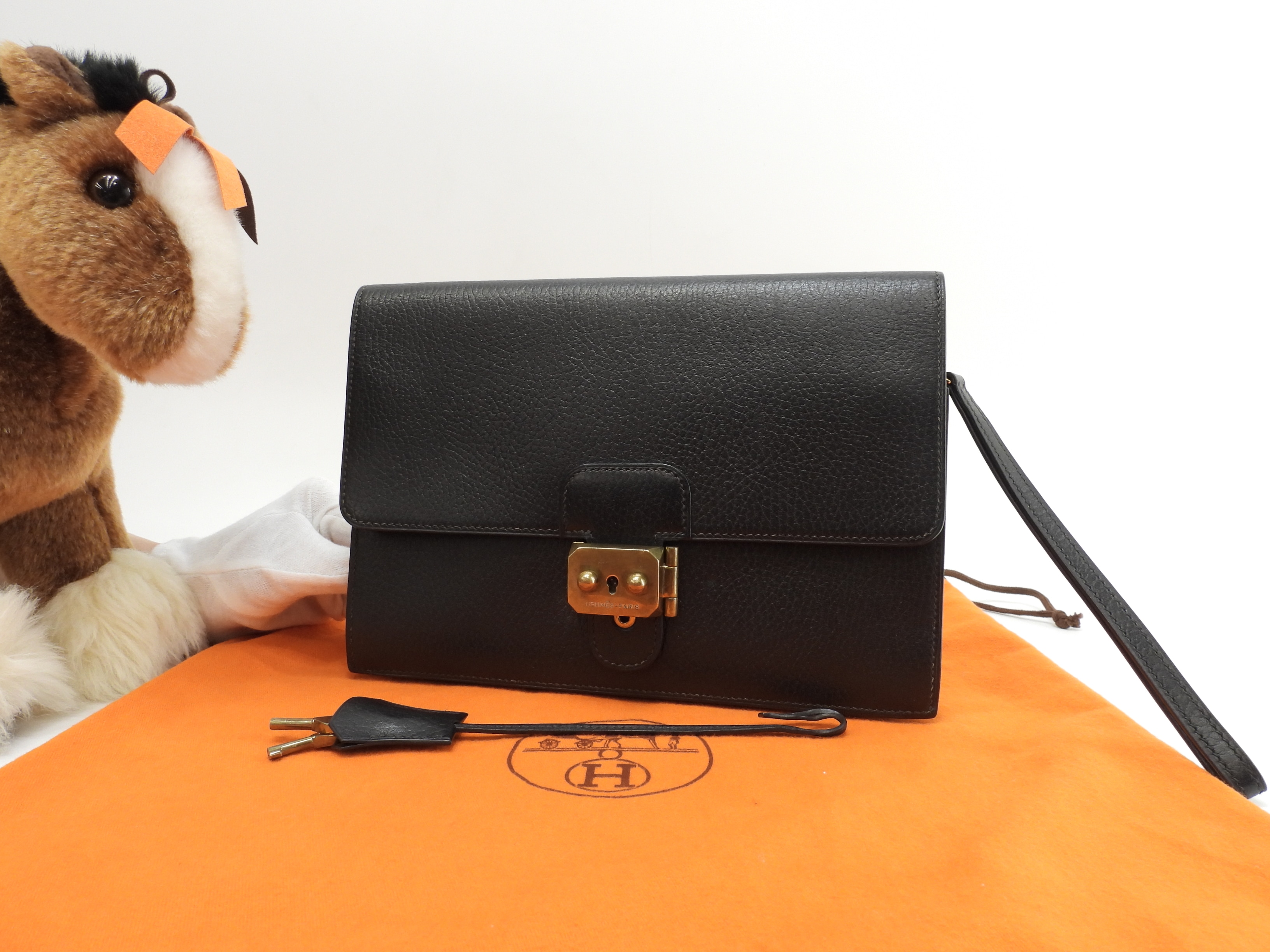 ジェット アルデンヌ黒 ゴールド金具 セカンドバッグ クラッチバッグ 美品@Z 97,900円