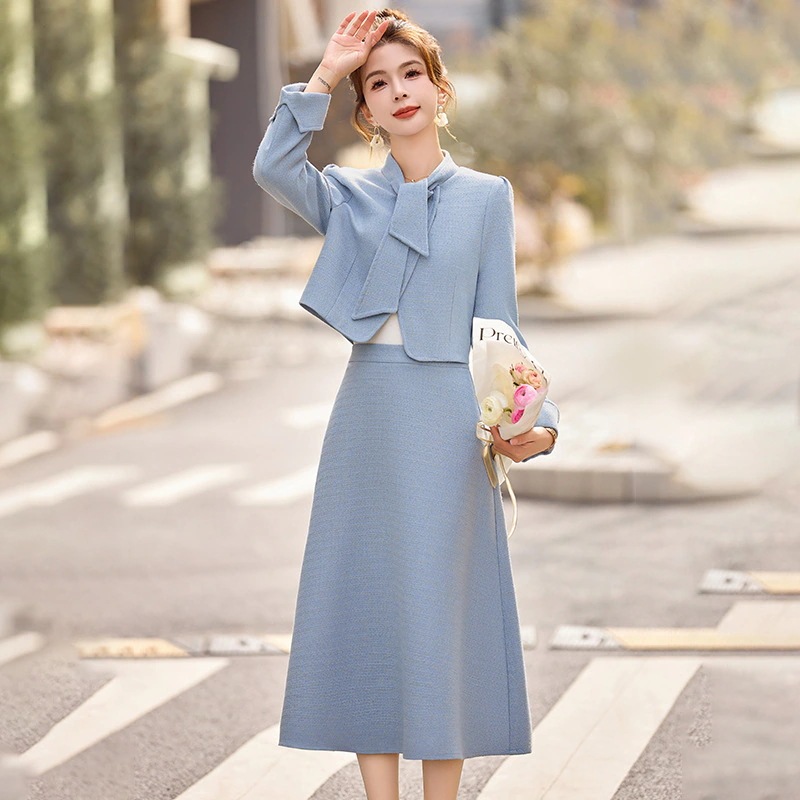 春と秋にぴったりなエレガントで洗練されたスタイリッシュなツーピースドレスセット(HE9802)