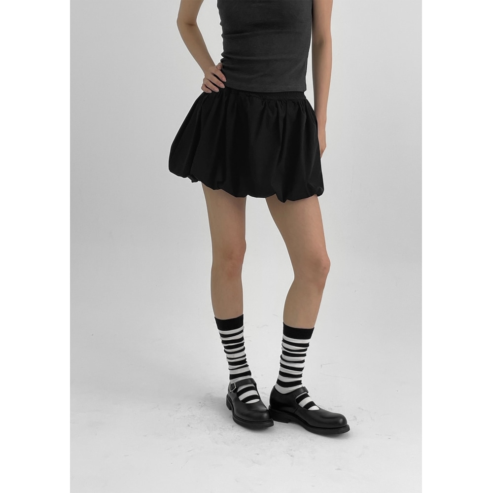ブラックアップ WEBOT ナイロンバルーンミニスカートパンツ