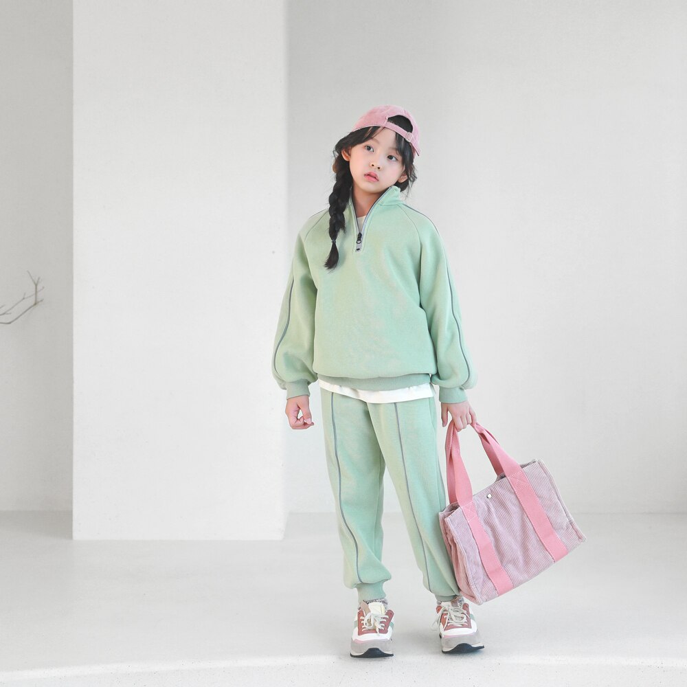 ベーシックなデザインでデイリーアイテムとして良い上下セット