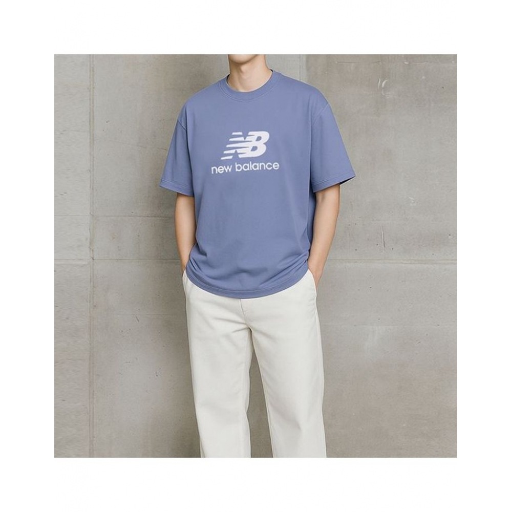 ニューバランス エッセンシャル スタックロゴ 半袖Tシャツ ブルー MT41502-DUS 6,944円