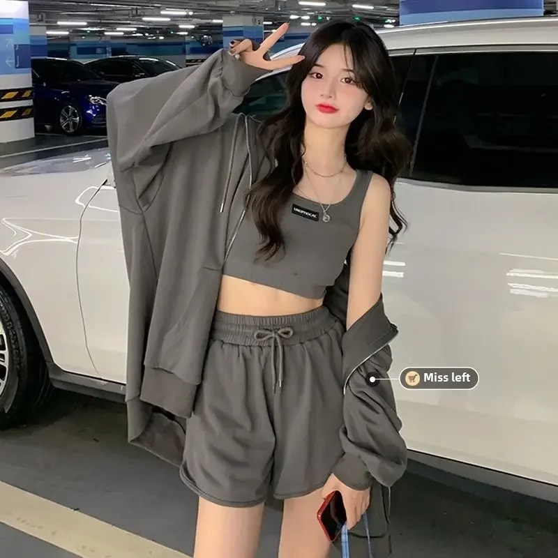 女性用スリーピーススポーツスーツ,ランニング用スウェットシャツとショーツ,年齢を減らし,ファッショナブルでカジュアル,秋と春のコレクション - 200000345