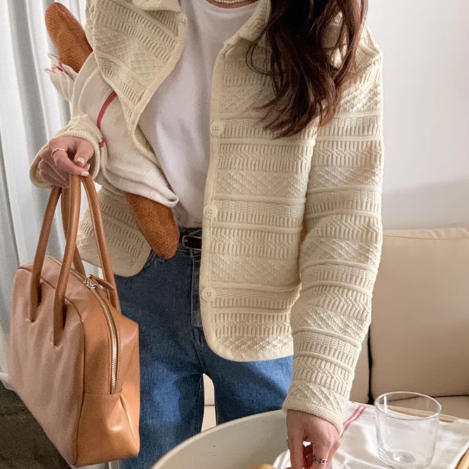 レディース アウター カーディガン ジャケット ミディアム 長袖 袖あり 襟付き 丸襟 前開き ボタン かわいい 大人可愛い シンプル カジュアル おしゃれ レトロ カントリー ナチュラル 無地 柄