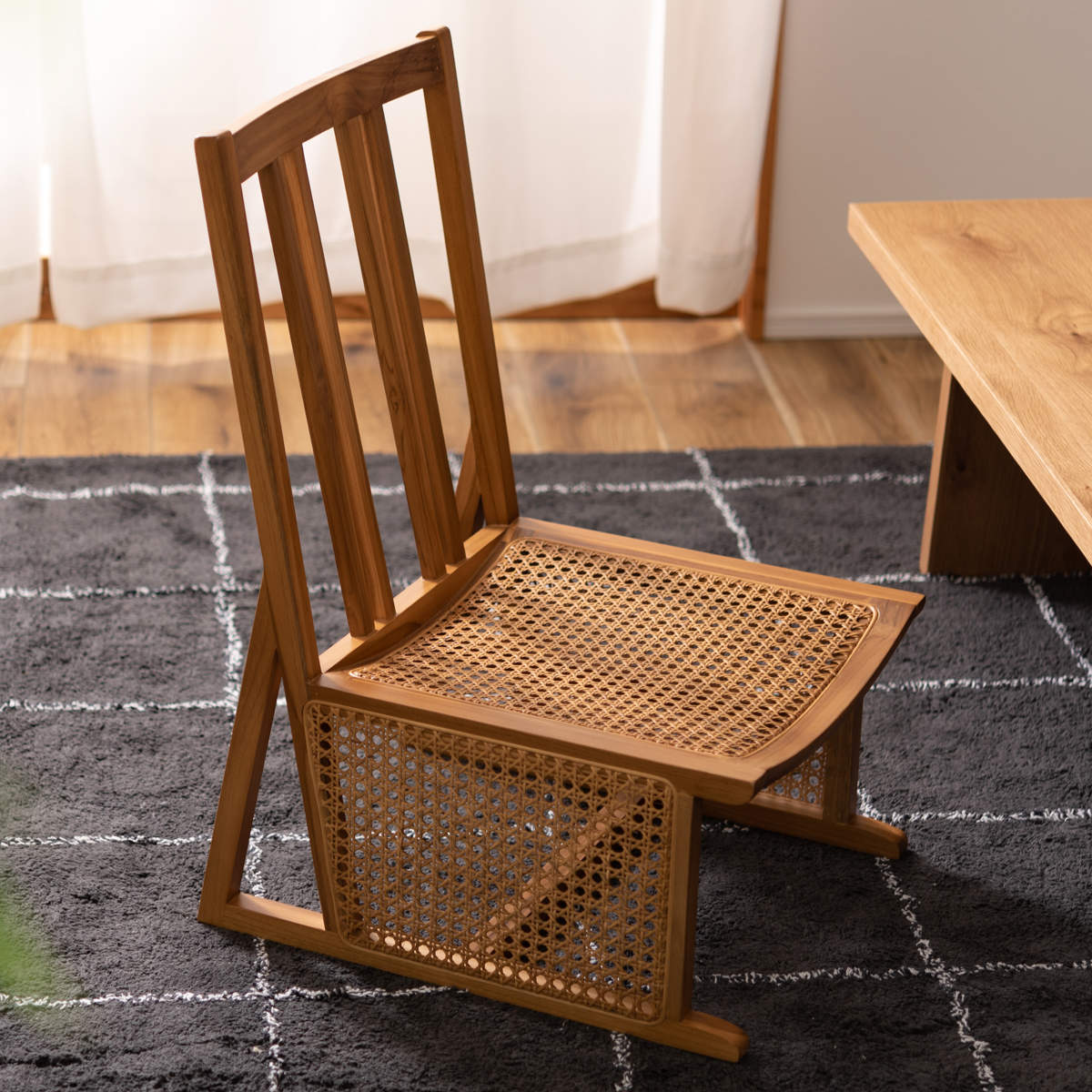 フロアチェア ハイバック 天然木フレーム ラタン編み 座面高約25cm 座椅子 ラタン 天然木 籐家具 椅子 チェア 籐 木製 籐椅子 ローチェア パーソナルチェア アームレス 一人掛け
