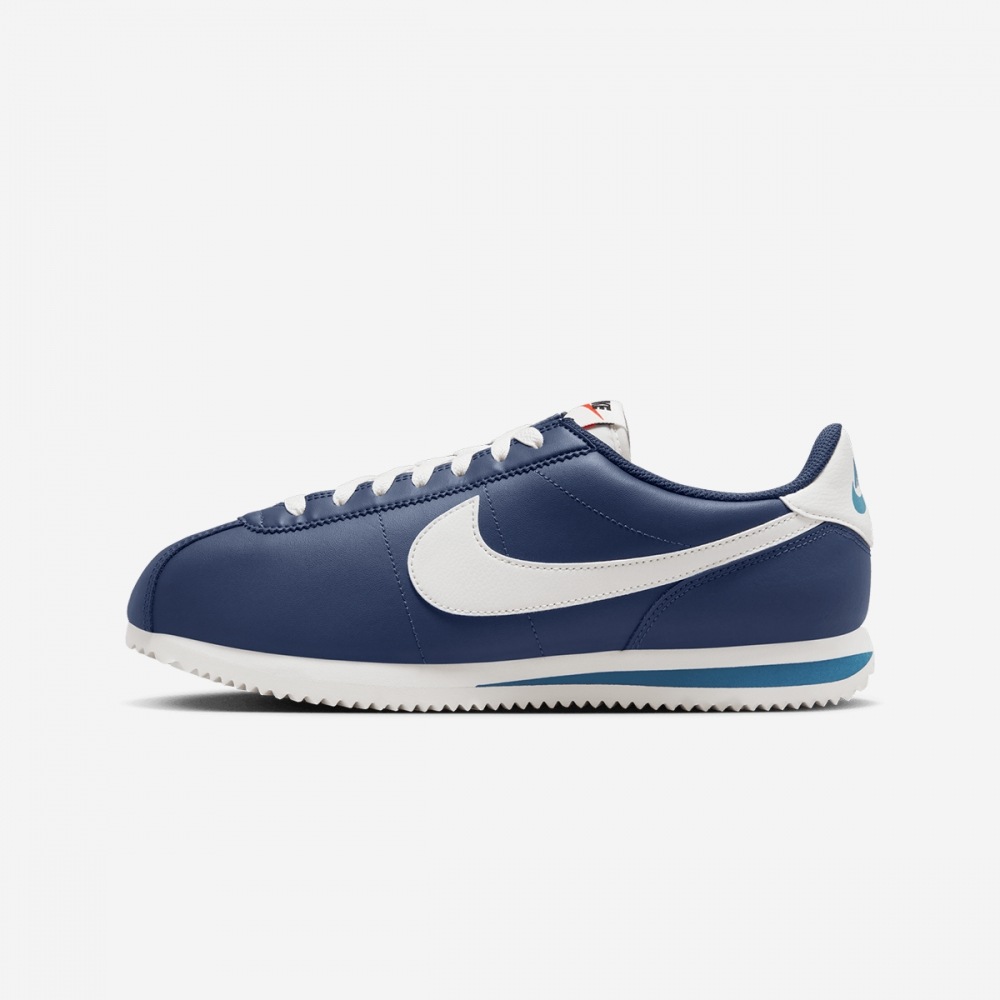 ナイキコルテス DM4044 400