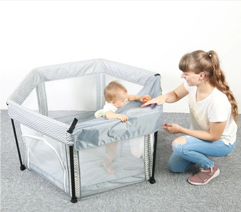 大ヒット中 赤ちゃん用 ベビーサークル 洗える素材で洗濯機に入れていただくことも可能です 清潔にお使いいただけます メッシュ素材で中がよく見えます ショルダー付で軽く持ち運び可
