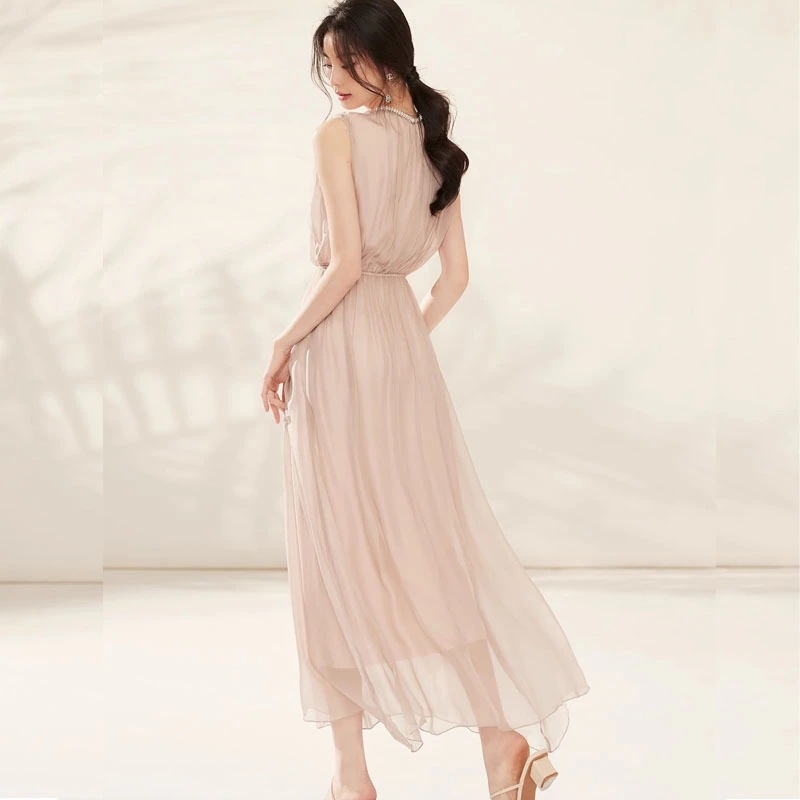 女性のためのノースリーブドレス2024夏のデザインと気質ロングスカートりビーズスカート 7,589円