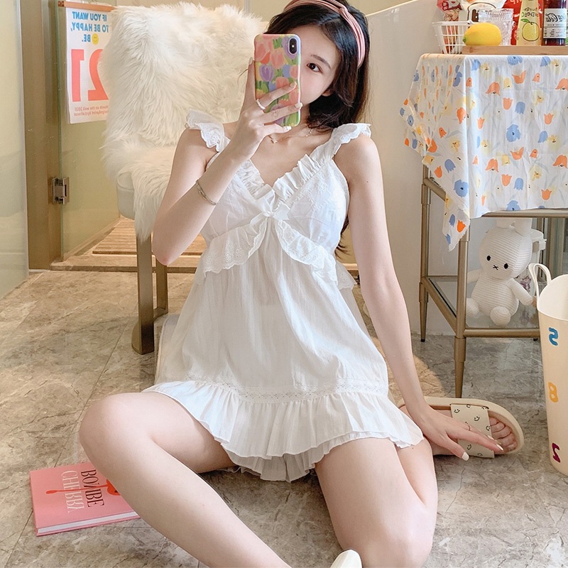 ルームウェア パジャマ 部屋着 寝巻き ナイトウェア ランジェリー キャミソール ショートパンツ ショート 袖なし ノースリーブ フリル 2点セット かわいい 大人可愛い きれいめ シンプル 5,502円