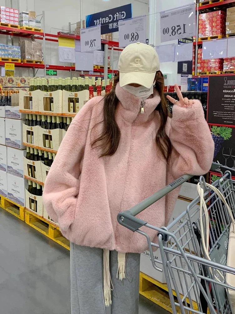 ラムウールコート女性のための 24 と環境に優しいゴールドミンクベルベットスタンドカラー肥厚ルース模造毛皮毛皮トップ