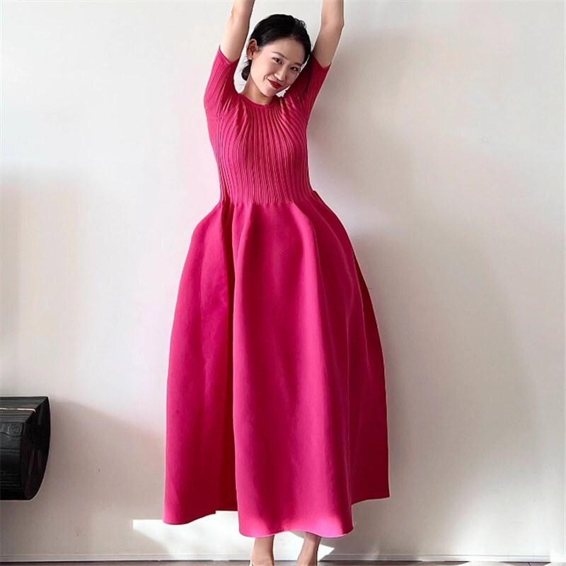 ワンピース ロングスカート ロング ロング丈 ロングワンピース 袖あり 半袖 ラウンドネック ハイウエスト かわいい 大人可愛い きれいめ シンプル カジュアル 大人 上品 おしゃれ お洒落