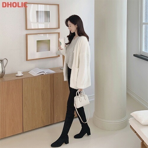 [メガ割りSALE]ファータッチVネックポケットカーディガン