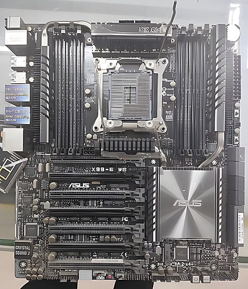 ASUS X99-E WS Intel X99 LGA2011-V3 DDR4-3200 128GB M.2 SATA 10GBase-T LAN Motherboard