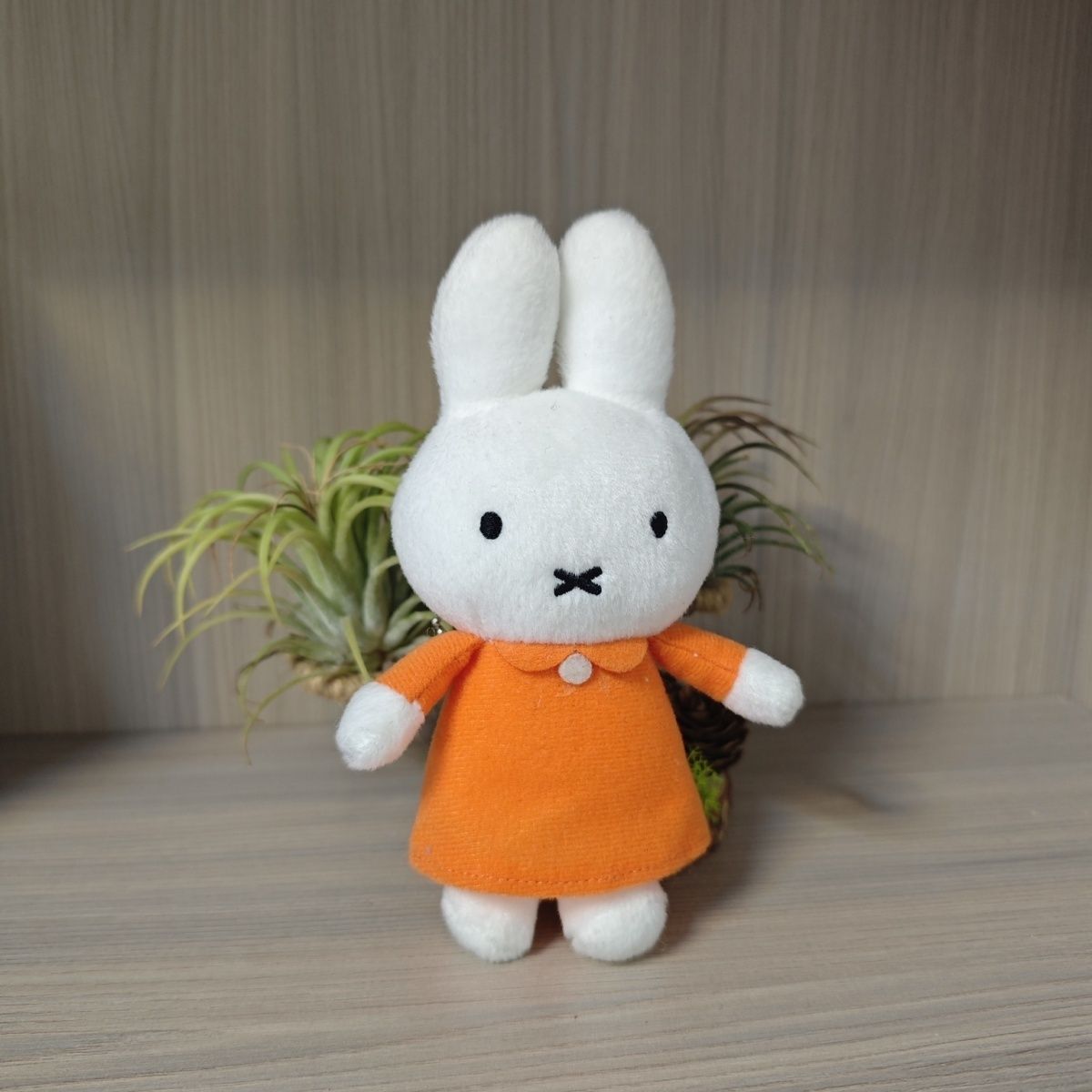 新しい かわいいmiffyミッフィーウサギぬいぐるみストラップ 7,363円