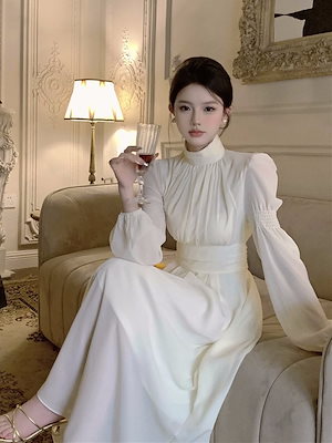 フランスの白いハイネック長袖ドレス妖精の秋2023新しい気質スカートIロングスカートの単語シニアセンス