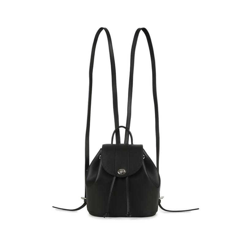 ルナレザーフラップバックパック1474ブラック