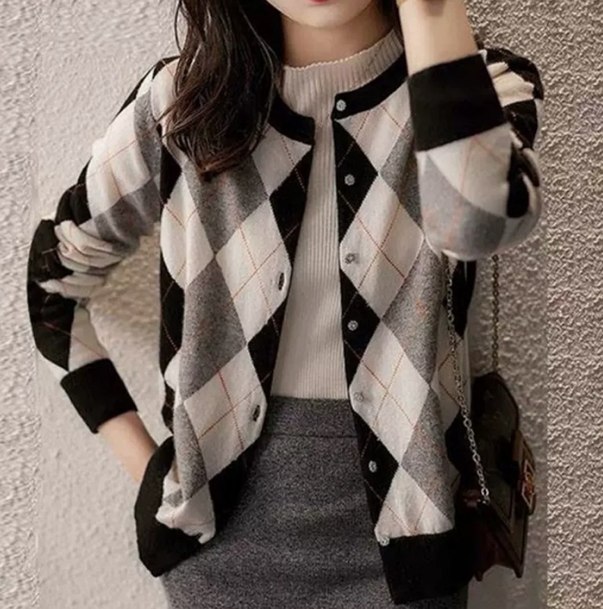 トップス デート カットソー ニットソー セーター カーディガン 袖あり 長袖 かわいい 大人可愛い きれいめ シンプル カジュアル 大人 上品 おしゃれ お洒落 かっこいい レトロ 大人女子