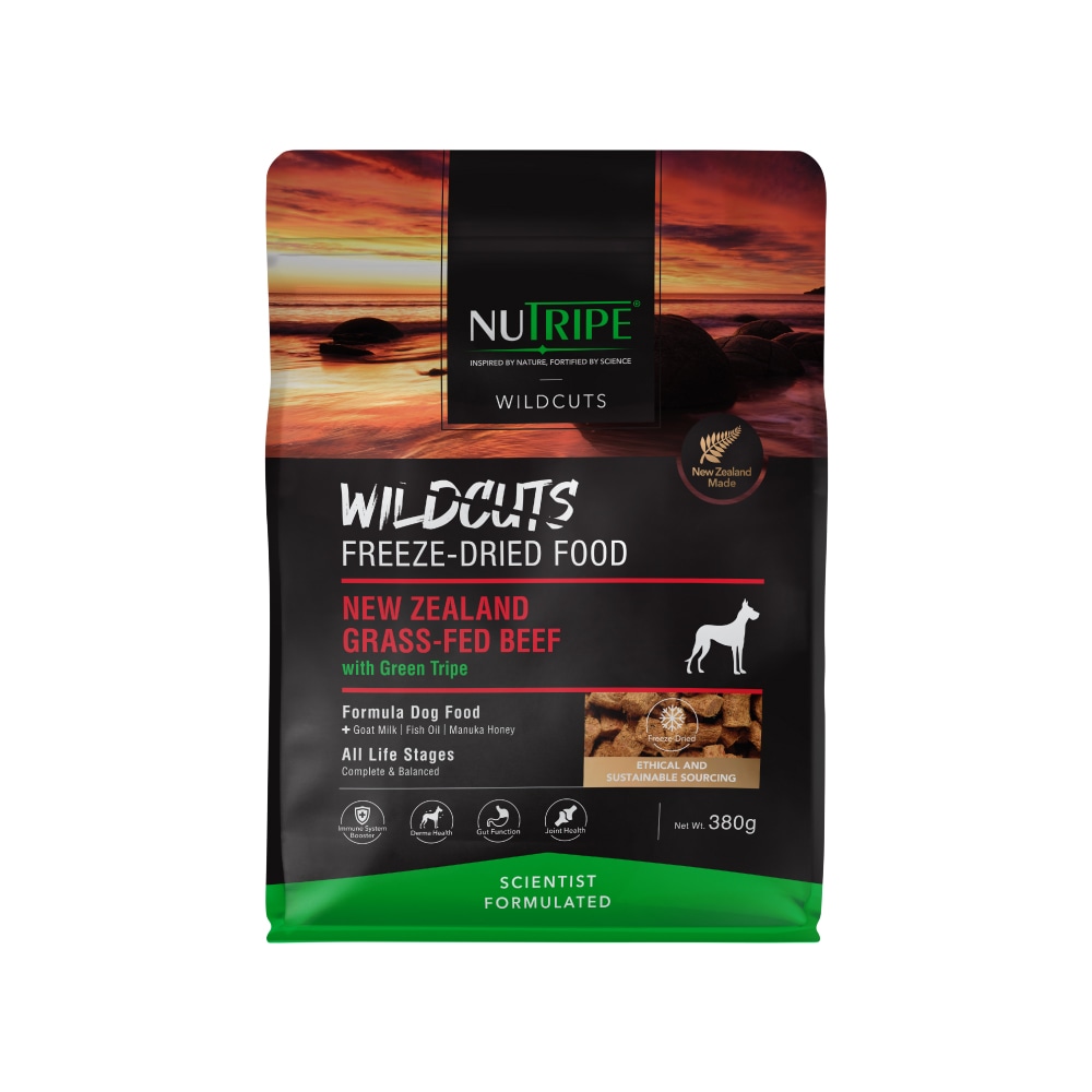 ニュートライプ　ワイルドカット　フリーズドライ　ビーフｗｉｔｈグリーントライプ　380g(ドッグフード)【正規品】