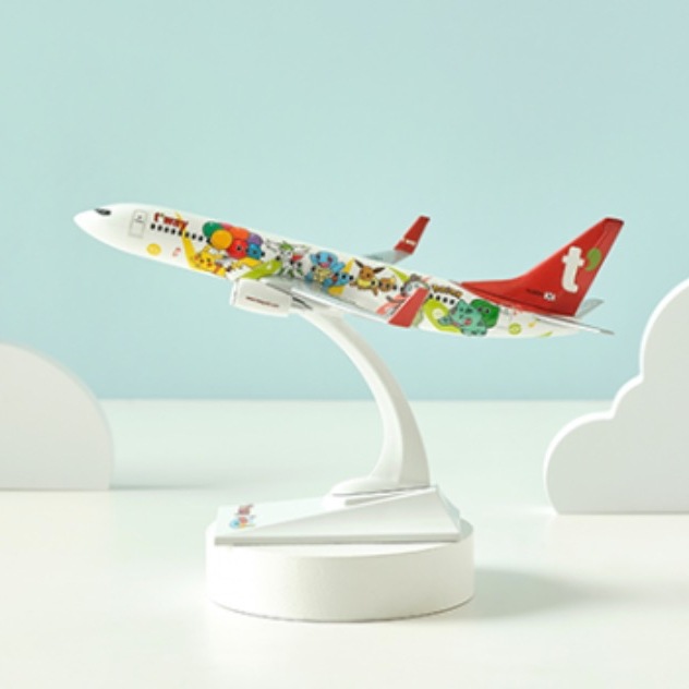 韓国航空会社 tway そらとぶピカチュウプロジェクトB737模型飛行機