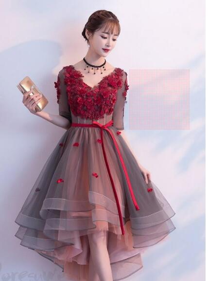 パーティードレス　セクシー　 ウェディングパーティーVネック ５分袖 アップリケ 編み上げ 不規則裾