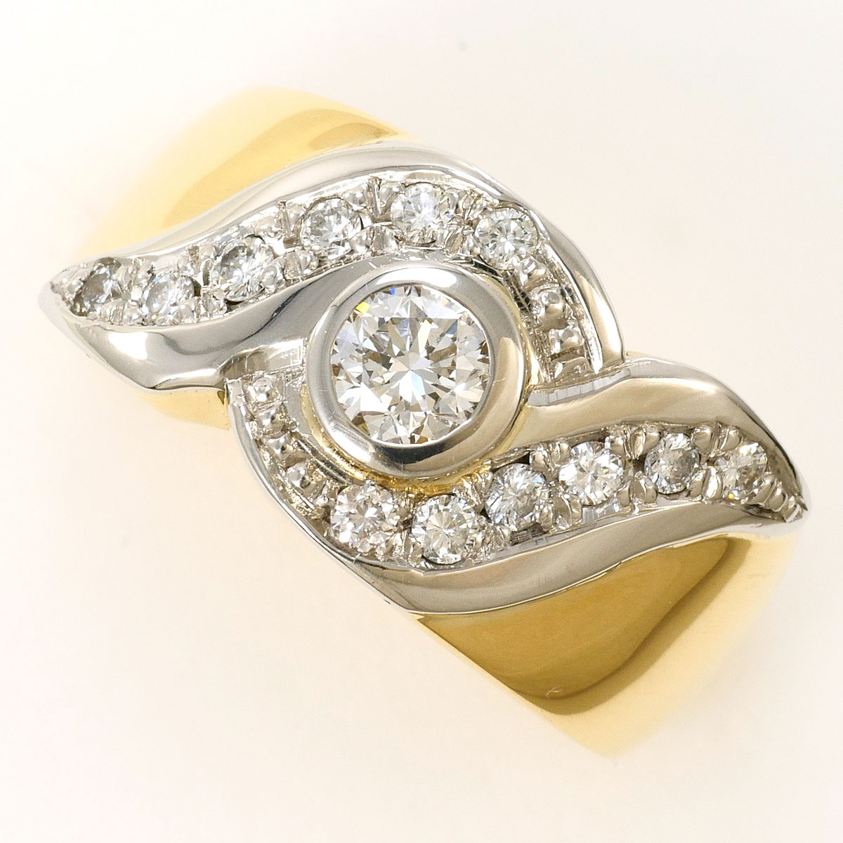 PT900 プラチナ K18 18金 YG イエローゴールド リング・指輪 12号 ダイヤモンド 0.315ct ダイヤモンド 0.24ct SI1 鑑定書 総重量約12.2g 中古
