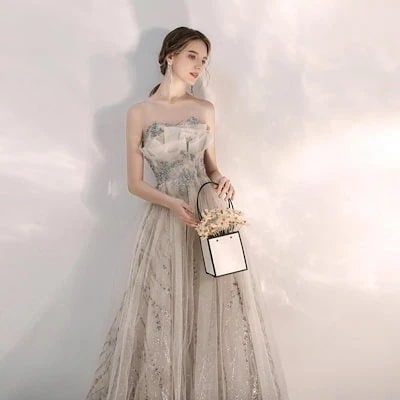 2024新入荷 結婚式ワンピース ドレス ウェディングドレス 花嫁ロングドレス 成人式 同窓会 演奏会 司会者 発表会 卒業式 パーティードレスワンピース
