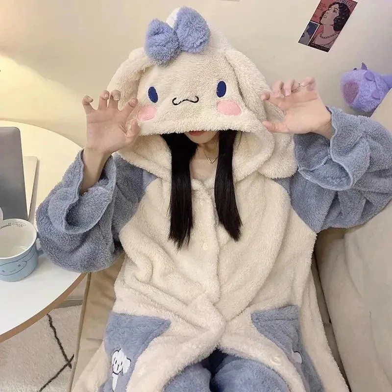 【10個セット】Cinnamorollシナモロール 着ぐるみ パジャマ サンリオ かわいい パジャマ レディース ルームウェア コスプレ バスローブ 着ぐるみ 修学旅行人気の学園グループ服 柔らかく肌