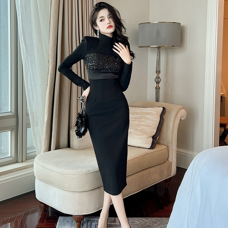 ヘボン風気品ロング丈ミニ黒スカート2024秋服新型婦人服スタイルインナーワンピース女30591