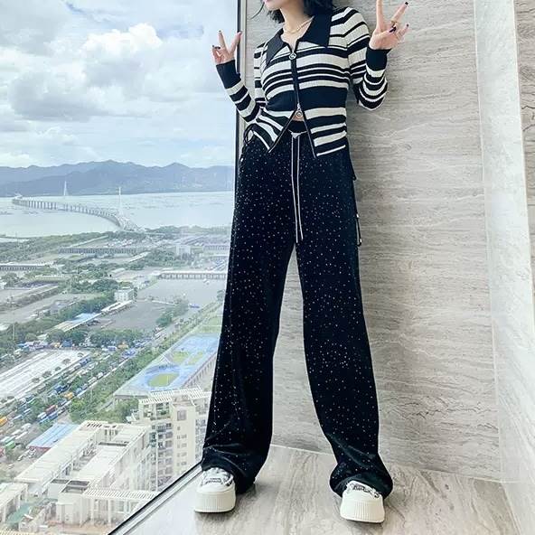 パンツ 韓国風 オルチャン 定番 ストーン付き キラキラ リラックスパンツ ズボン ストレートパンツ 細身 ストレート かわいい 大人可愛い きれいめ シンプル カジュアル 大人カジュアル 大人 上品