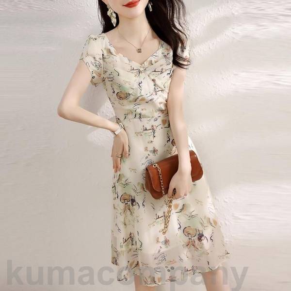 ワンピース ドレス 袖あり 花柄 フラワー エレガント レディース きれいめ カジュアル おしゃれ 半袖 大人 可愛い フェミニン ひざ丈 ナチュラル Vネック ハイウエスト Aライン ベージュ 春