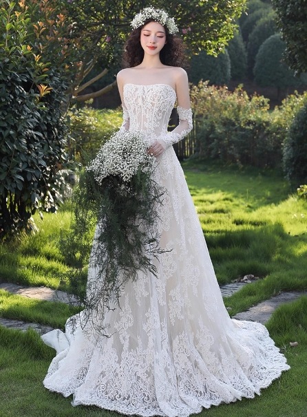 ウェディングドレス ベアトップ 贅沢な小花総レース クラシカル 大人っぽい 結婚式