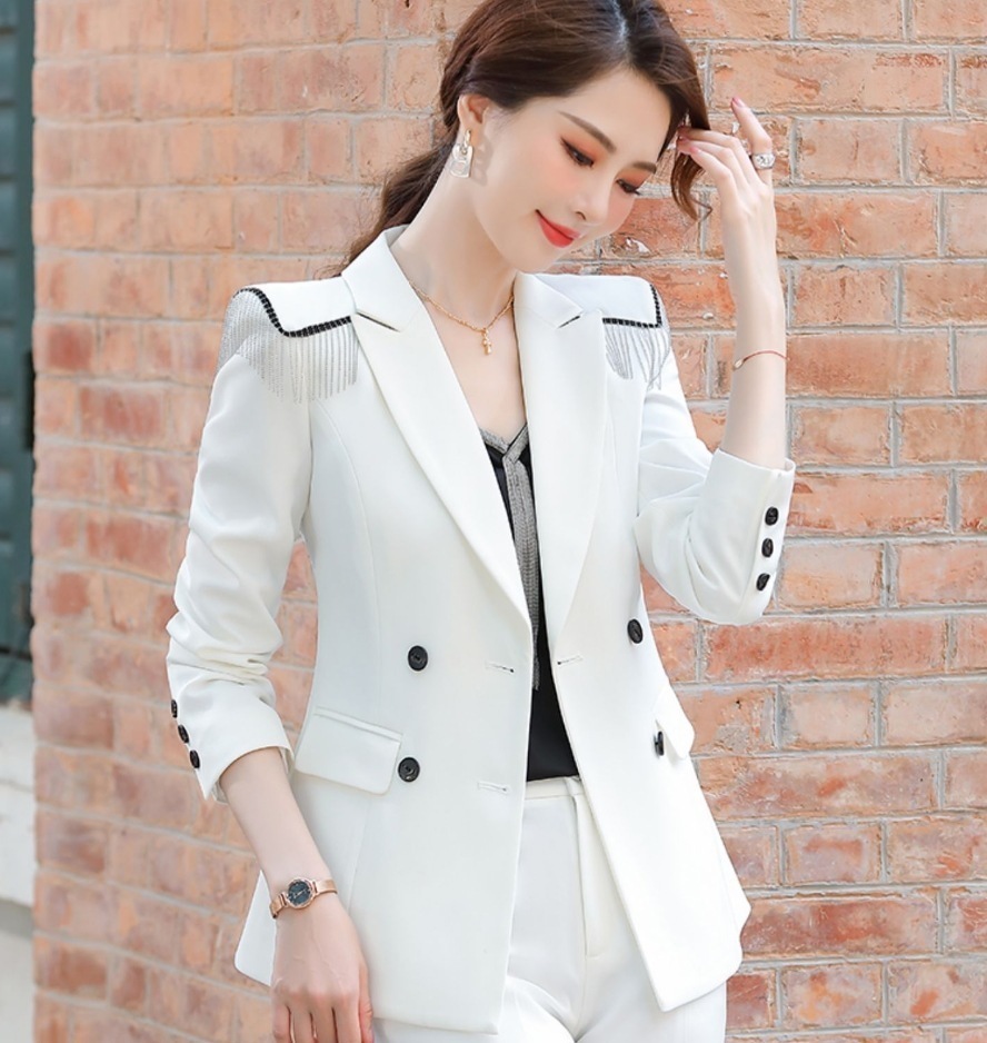 デート モテアイテム スーツ 長袖 可愛い きれいめ 上品 おしゃれ かっこいい 可愛い ラブリー キュート ガーリー クール モード系 セクシー エレガント 存在感 フォーマル レディース