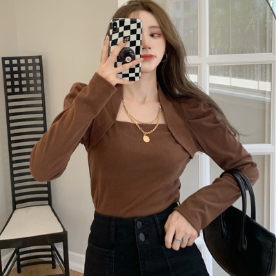 トップス デート ブラウス カットソー ニットソー 袖あり 長袖 パフスリーブ かわいい 大人可愛い きれいめ シンプル カジュアル 大人 上品 おしゃれ お洒落 主役級 存在感 春 秋 冬 10代 5,042円