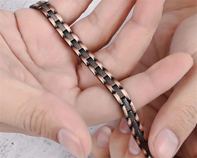 磁気 アンクレット 銅製ジュエリー 純銅磁気 エネルギーマグネット付き スレット 痩身 調節可能 健康エネルギー 高磁石 瞑想 ヨガ 銅ブレスレット ハンドメイド 手作り血行促進 疲労回復 痛み