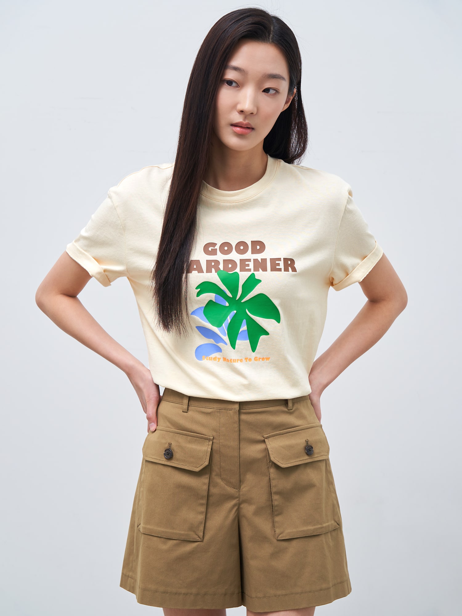 韓国人気 グラフィック ラウンドネック 半袖 Tシャツ ベージュ