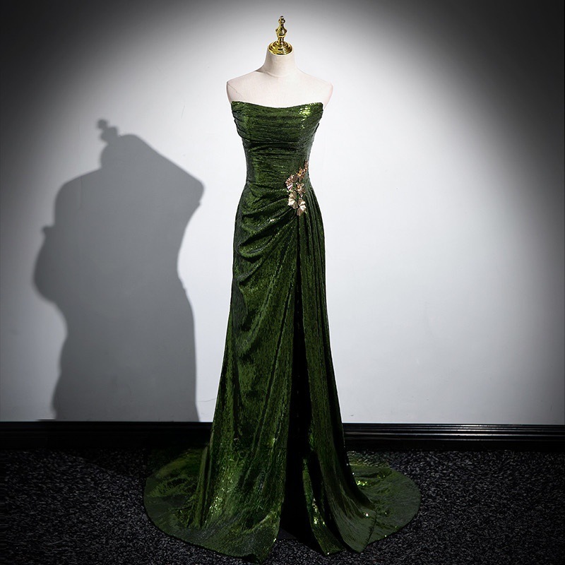 女性用のフレンチ スタイルのイブニング ドレス洗練されていてスリムに見えモーニング ローブブライダル トースト ドレスハイエンド控えめな贅沢ニッチ スタイルに最適です