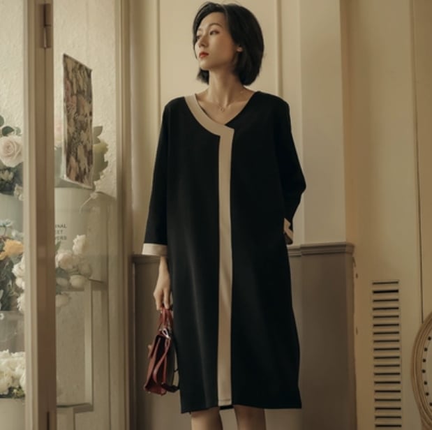 ワンピース ロング丈 袖あり 長袖 襟なし ストレート センターライン かわいい 大人可愛い 上品 おしゃれ ラブリー キュート ガーリー 主役級 存在感 10代 20代 30代 レディース ママ