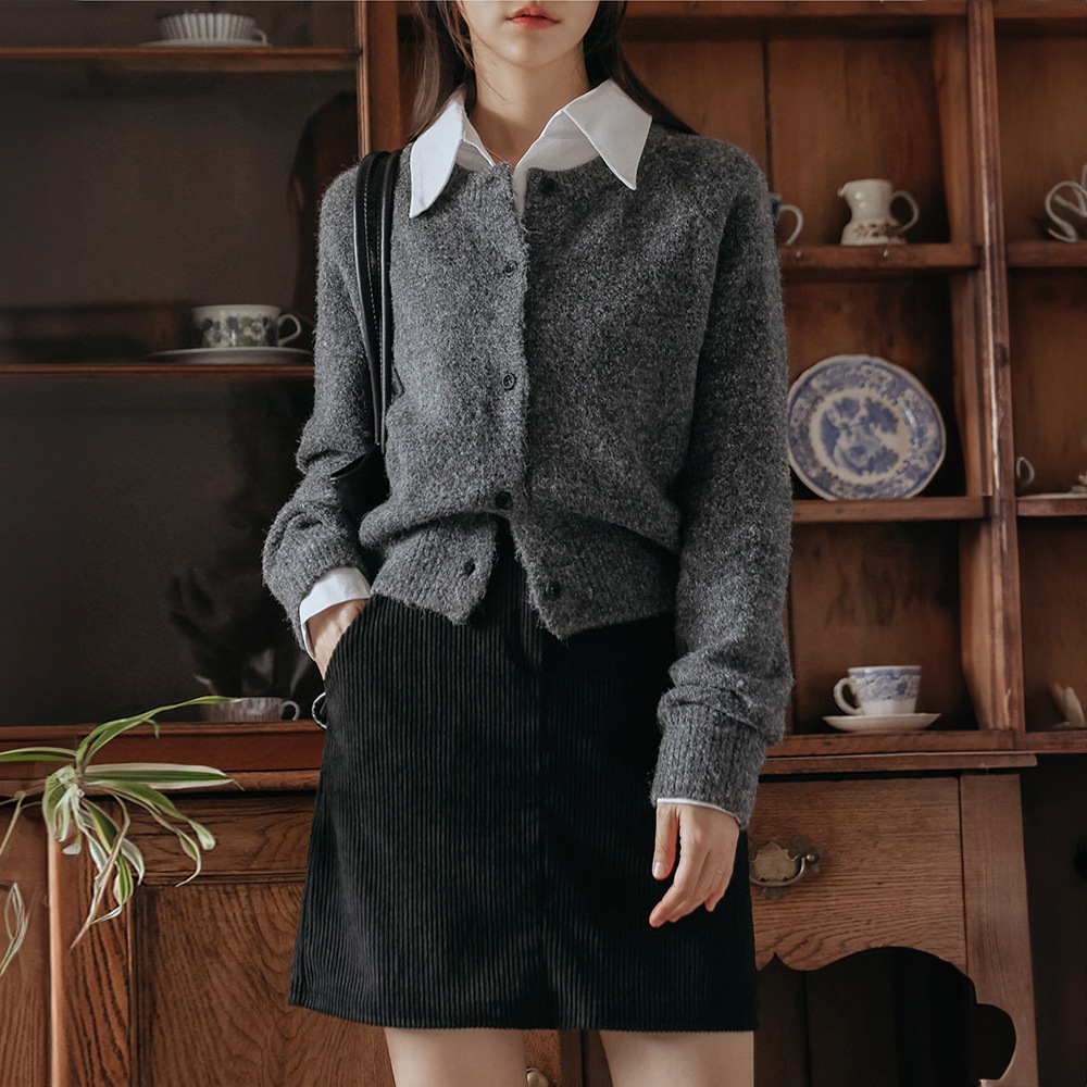 リンドウールボカシラウンドニットカーディガン