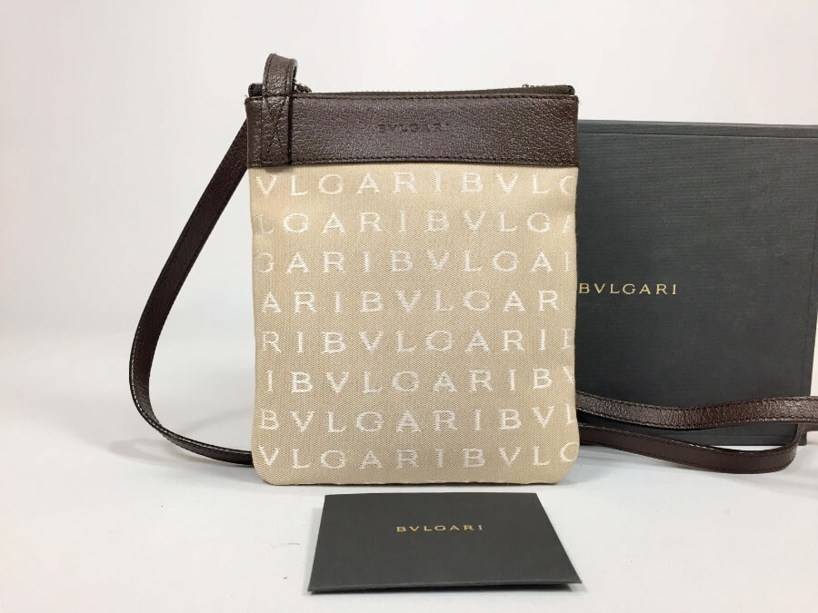 ショルダーバッグ ロゴマニア キャンバスレザー ベージュブラウン 中古品